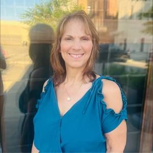 Meet your Posher, Robin